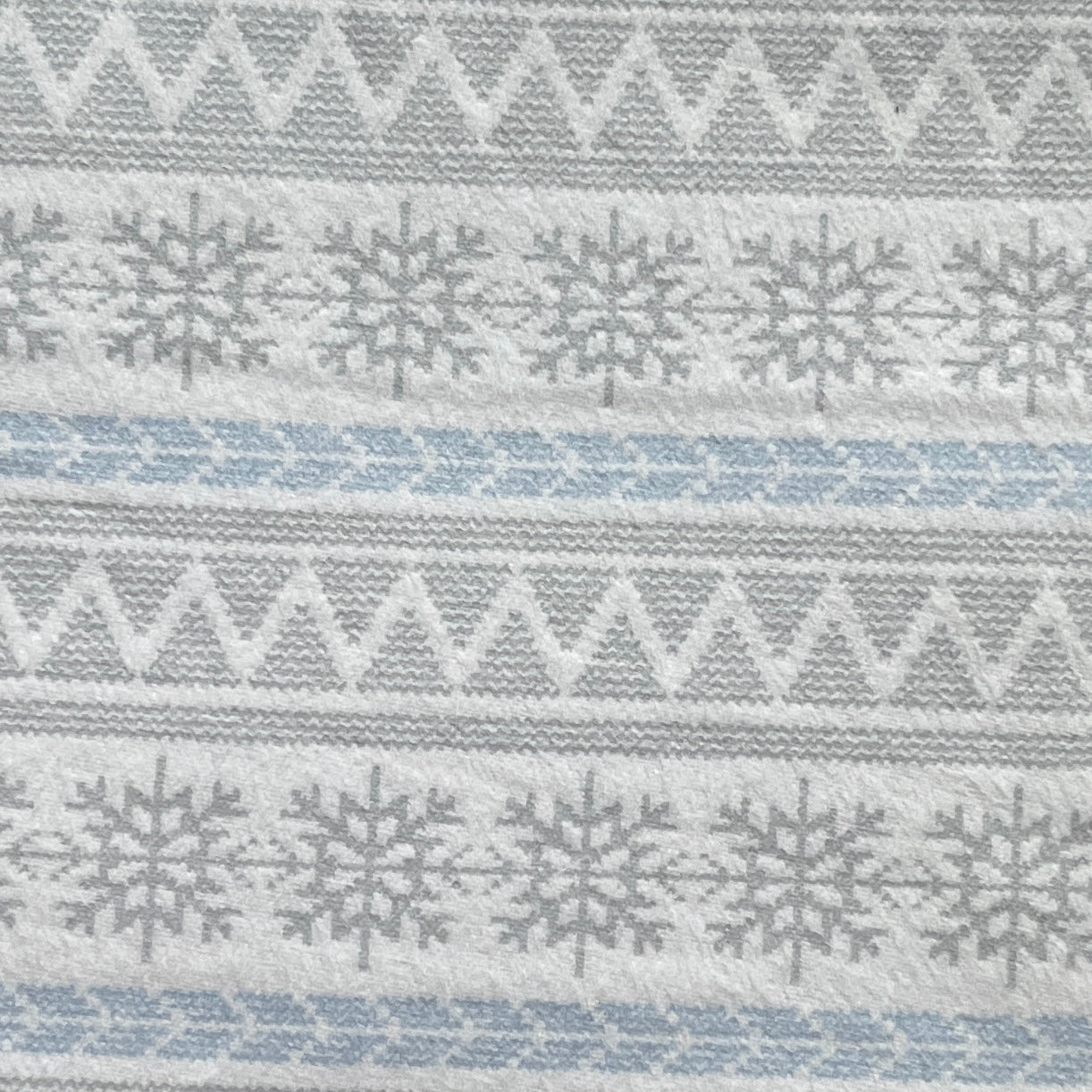 Winter & Dot